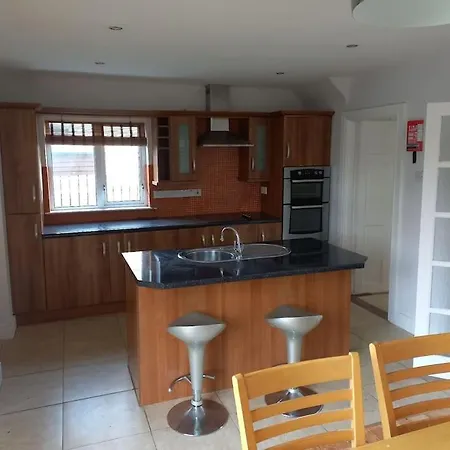 Mayfairk Multi Occupancy Lkenny Villa